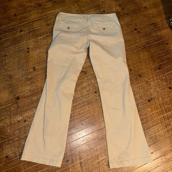 American Eagle tan boot cut lightweight 10 short slacks - Picture 3 of 3
